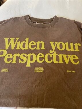 Pacific Sunwear Brown Graphic Tee with Yellow 'Widen Your Perspective' Print
